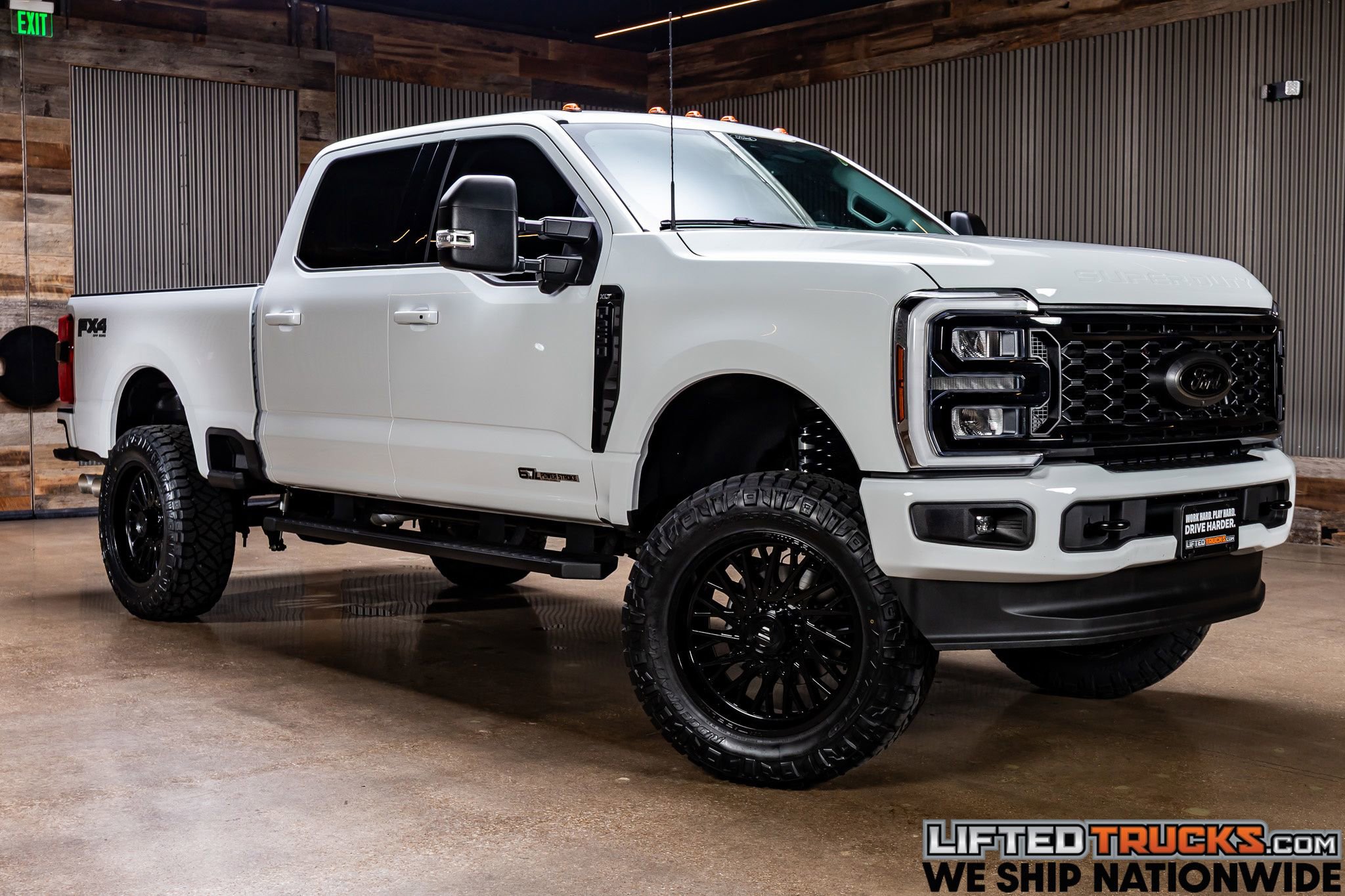 Used 2025 Ford F250 XLT w/ Black Appearance Package