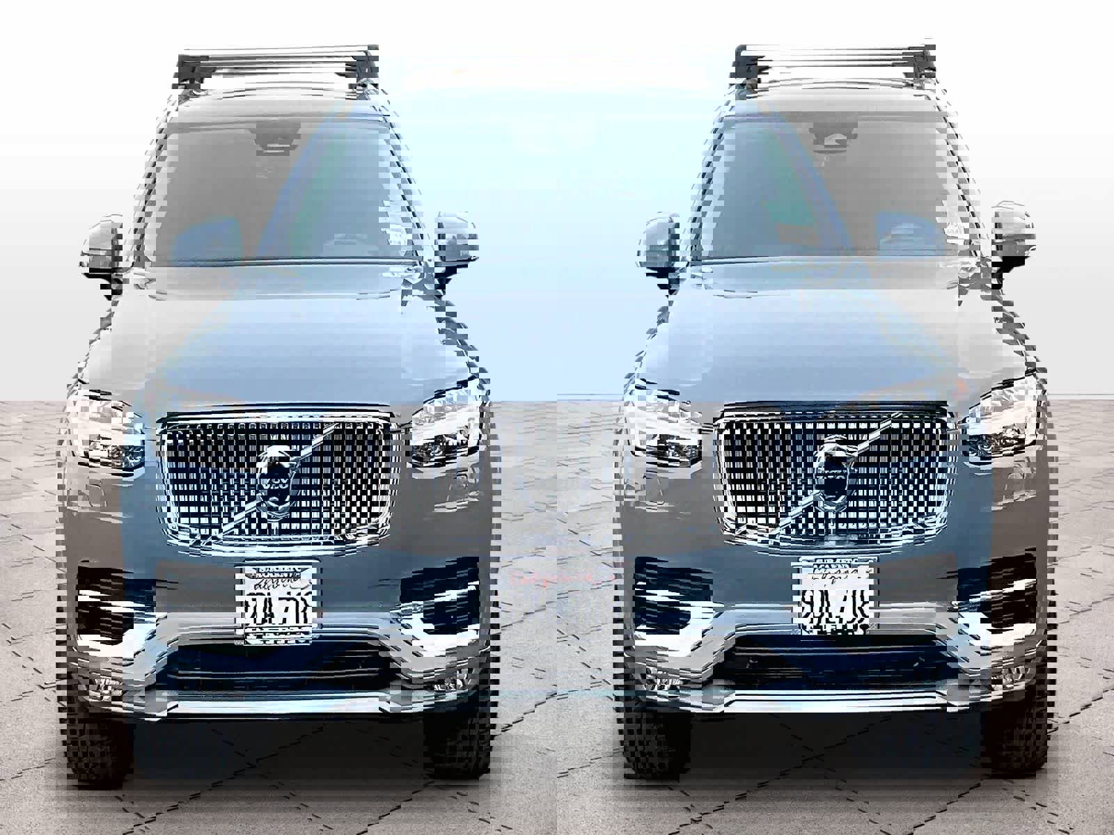 Used 2023 Volvo XC90 B6 Plus w/ Protection Package Premier image 3