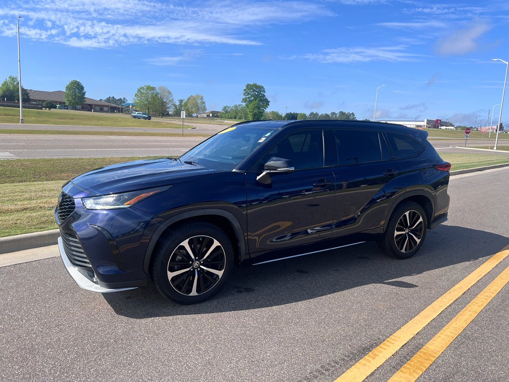 Used 2022 Toyota Highlander XSE image 5