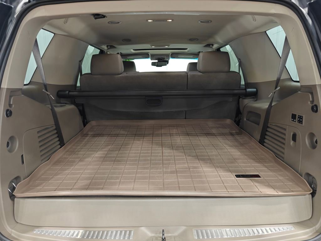 Used 2018 Chevrolet Tahoe LT w/ LT Signature Package AWD/4WD image 22