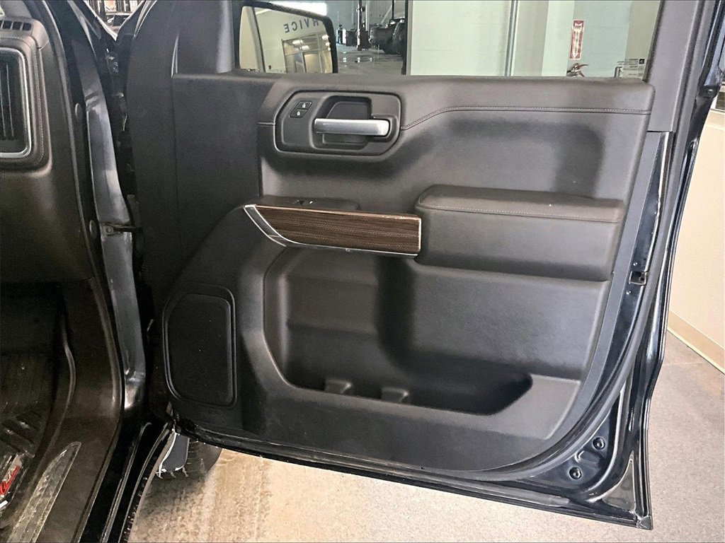 Used 2021 Chevrolet Silverado 1500 RST image 12