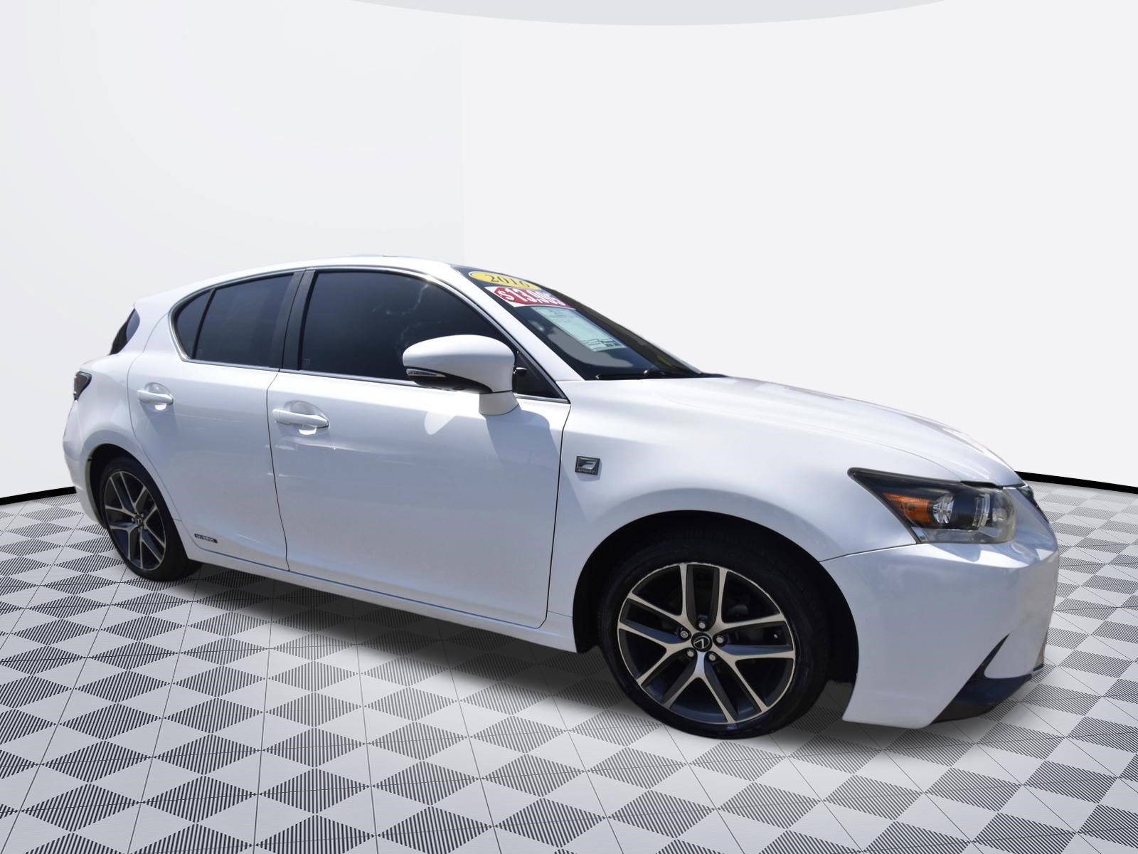 Used 2015 Lexus CT 200h w/ F Sport w/Nuluxe Interior FWD image 6
