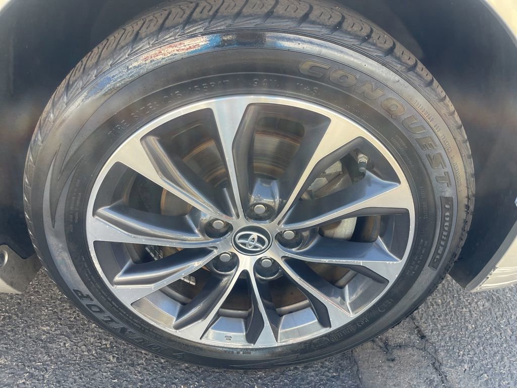 Used 2018 Toyota Avalon XLE Premium w/ Carpet Mat Package image 27