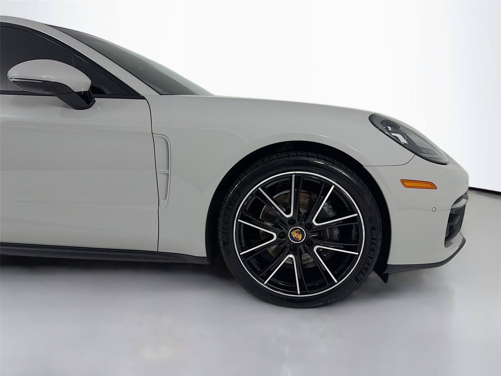Certified 2023 Porsche Panamera Platinum Edition RWD image 30