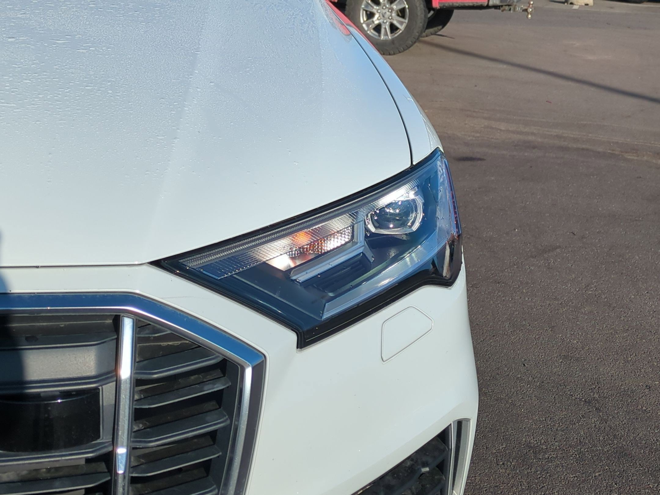 Used 2022 Audi Q7 Premium Plus image 13