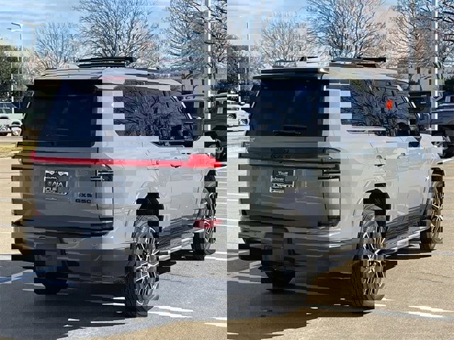 Used 2024 Lexus GX 550 image 4