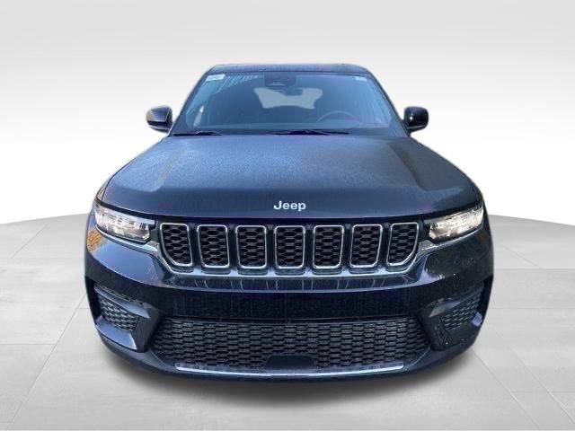 New 2025 Jeep Grand Cherokee Laredo X image 2