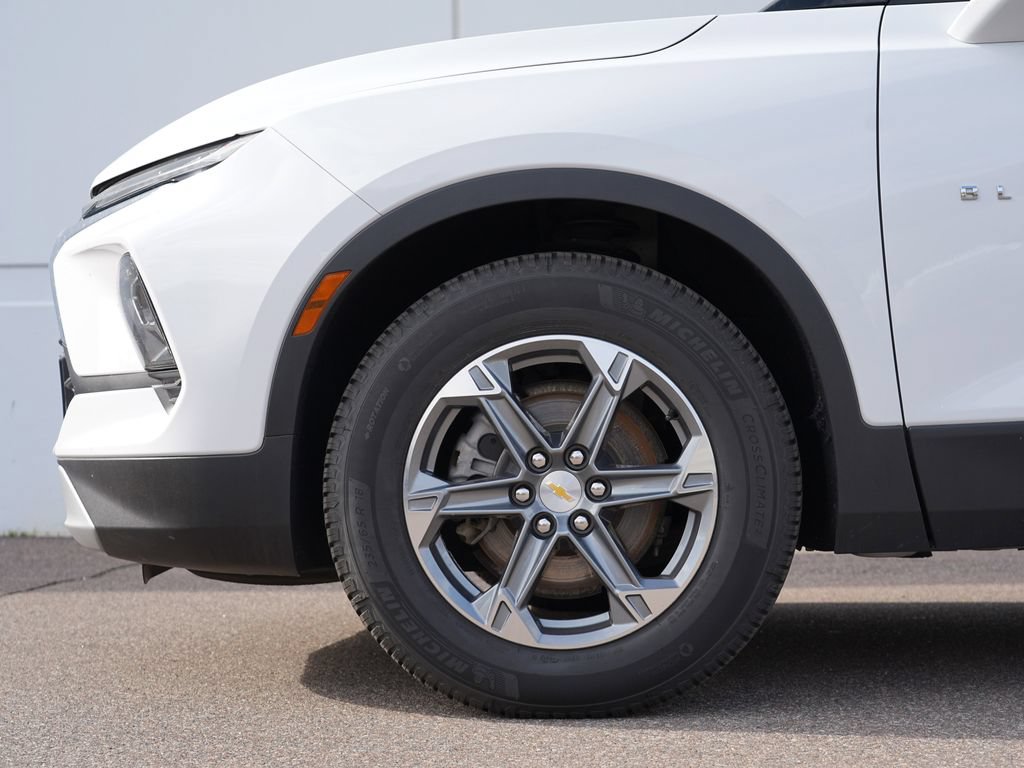 Used 2023 Chevrolet Blazer LT AWD/4WD image 11
