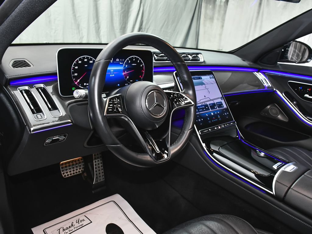 Used 2022 Mercedes-Benz S 500 4MATIC w/ AMG Line Package image 30