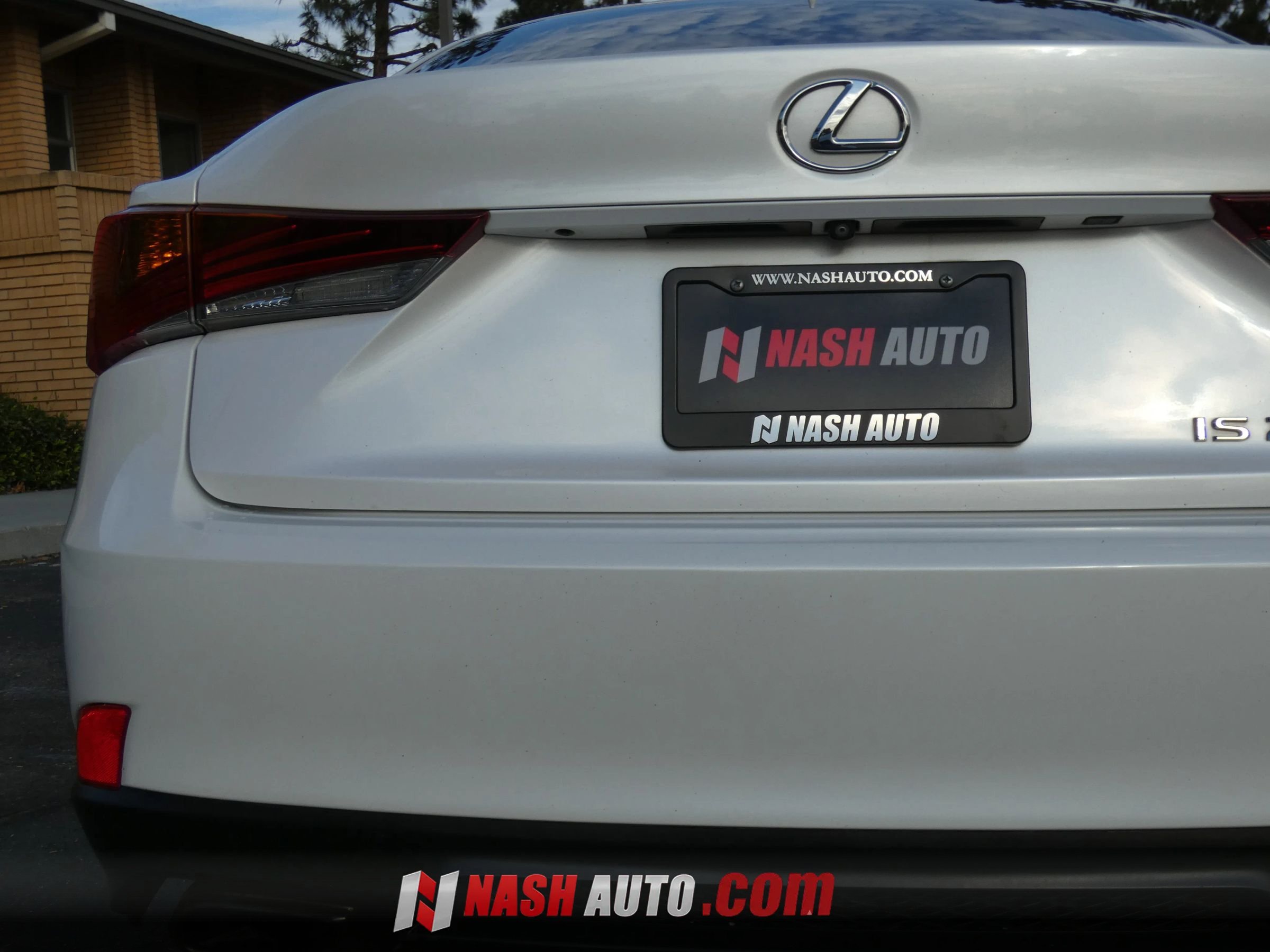 Used 2017 Lexus IS 200t RWD image 11