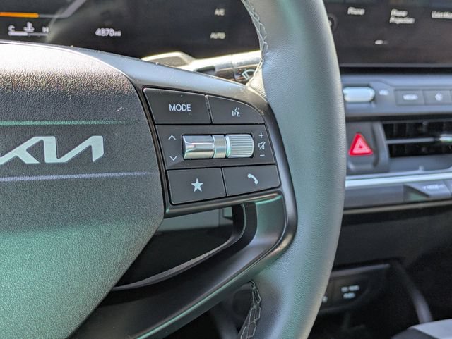 Used 2025 Kia K4 EX FWD image 17