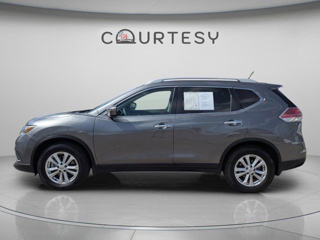 Used 2016 Nissan Rogue SV w/ SV Family Package FWD image 5