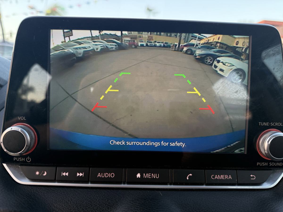 Used 2021 Nissan Sentra SV image 30