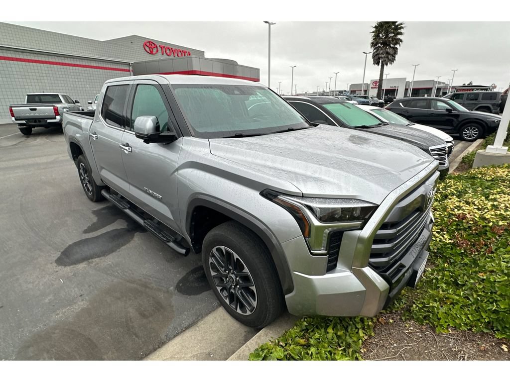 Used 2023 Toyota Tundra Limited AWD/4WD image 2