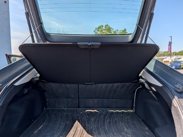 Used 2023 Toyota Prius Prime FWD image 11