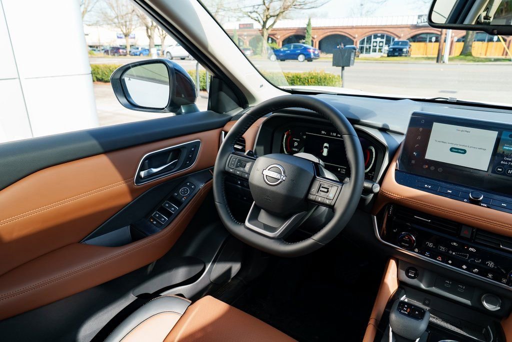 New 2026 Nissan Rogue Platinum w/ Tech Package image 11