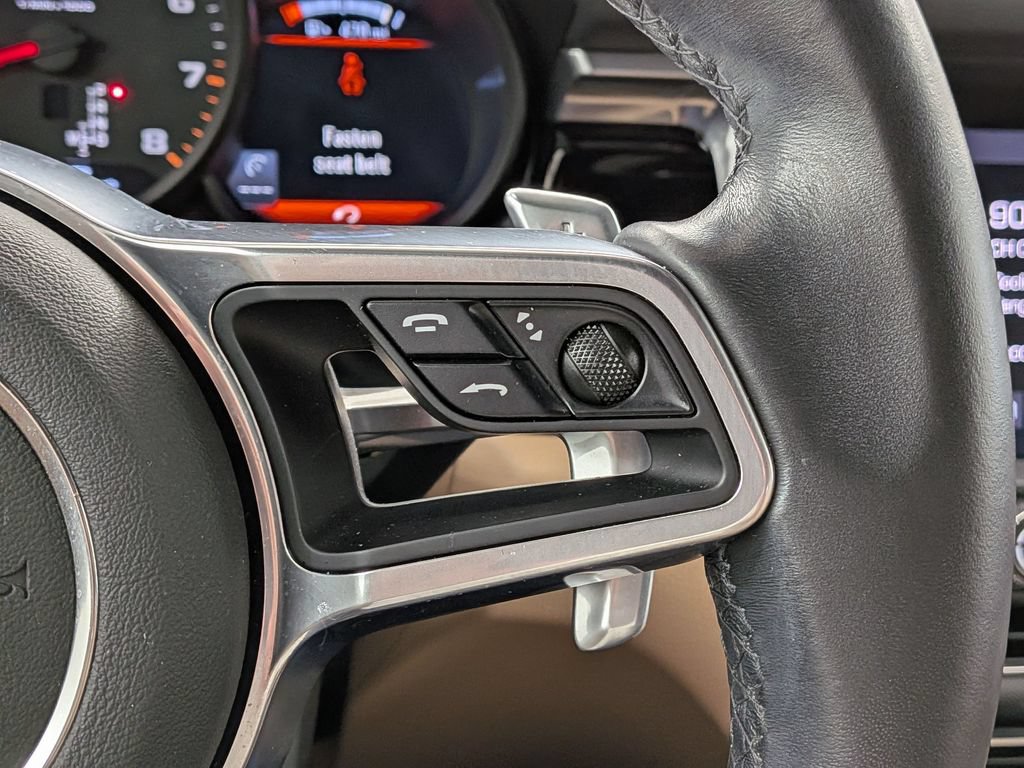 Used 2021 Porsche Macan AWD/4WD image 19