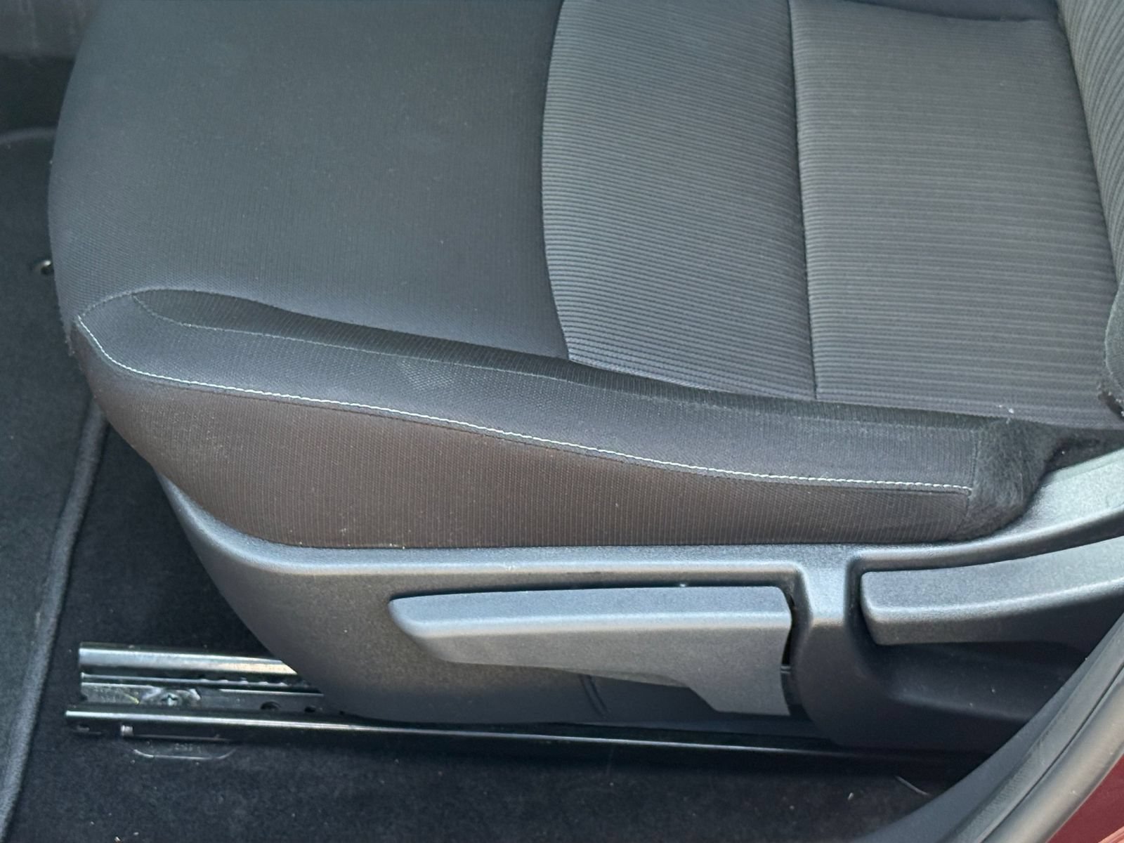Used 2025 Nissan Sentra SV FWD image 21