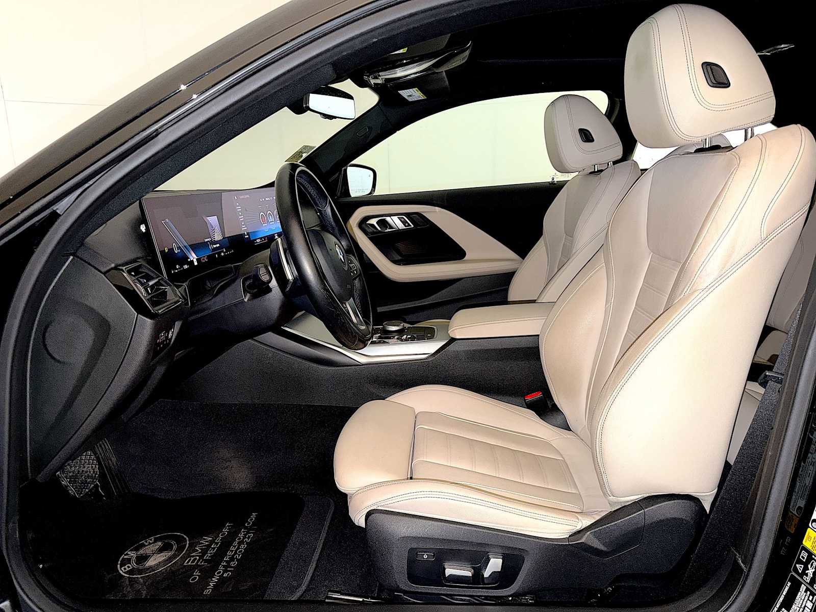 Certified 2023 BMW 230i xDrive 230i xDrive w/ Premium Package image 9