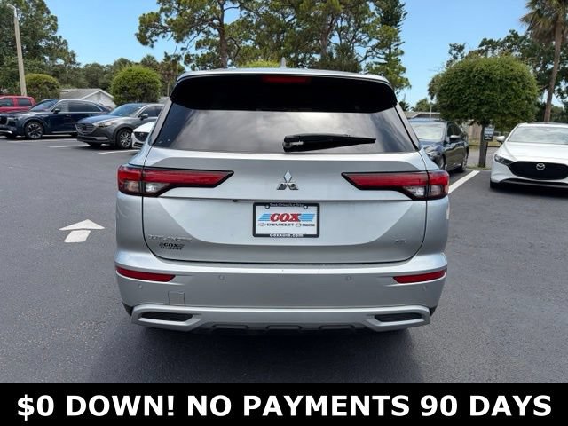 Used 2024 Mitsubishi Outlander SE Black Edition FWD image 5
