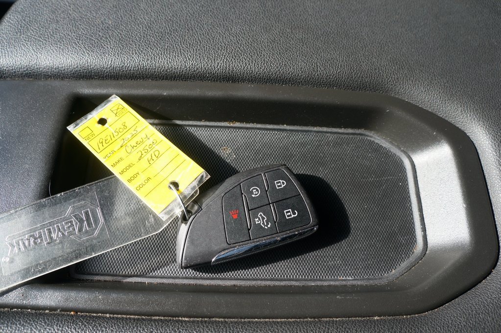 Used 2025 Chevrolet Silverado 2500 LT w/ All Star Edition image 2