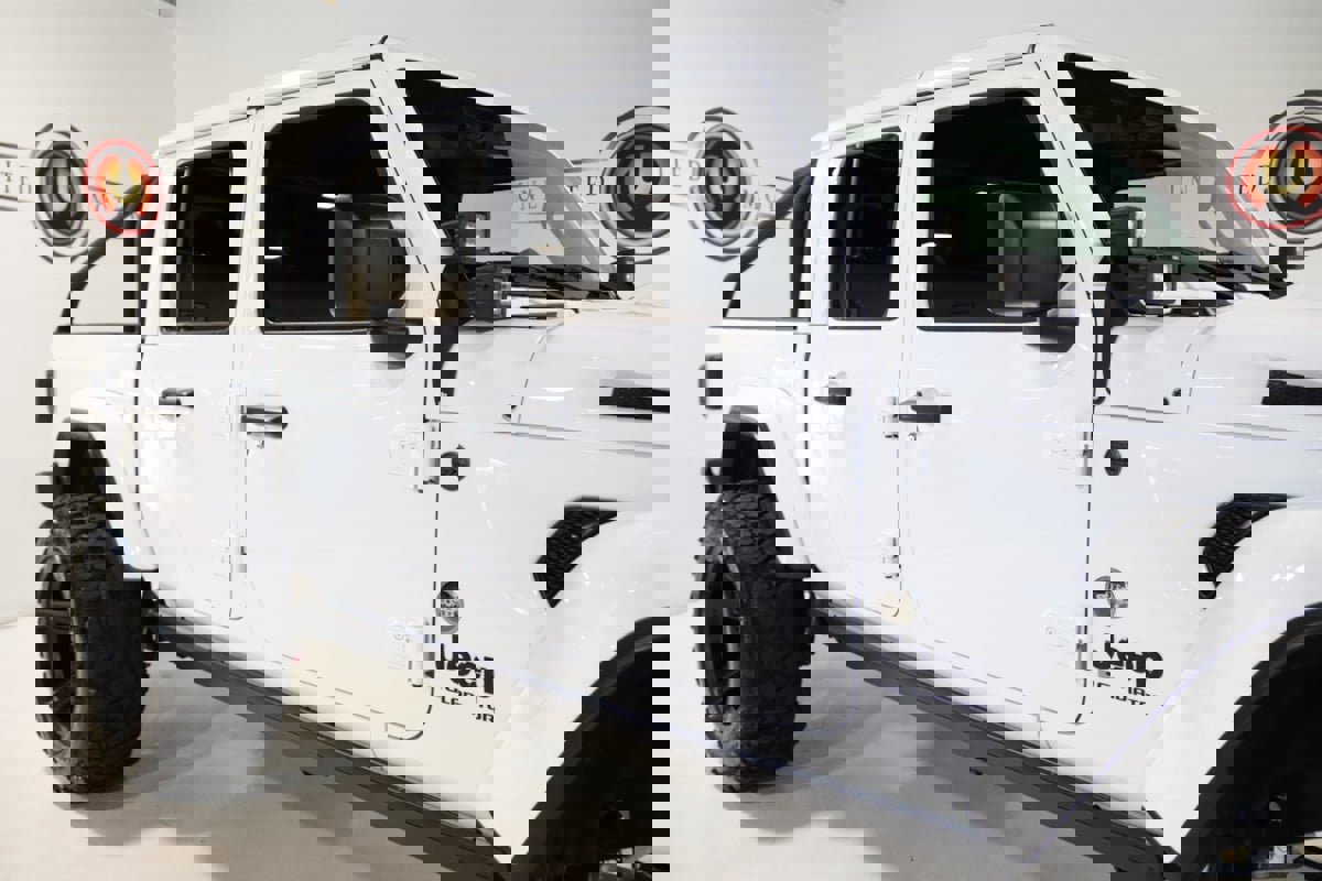 Used 2025 Jeep Gladiator Sport image 87