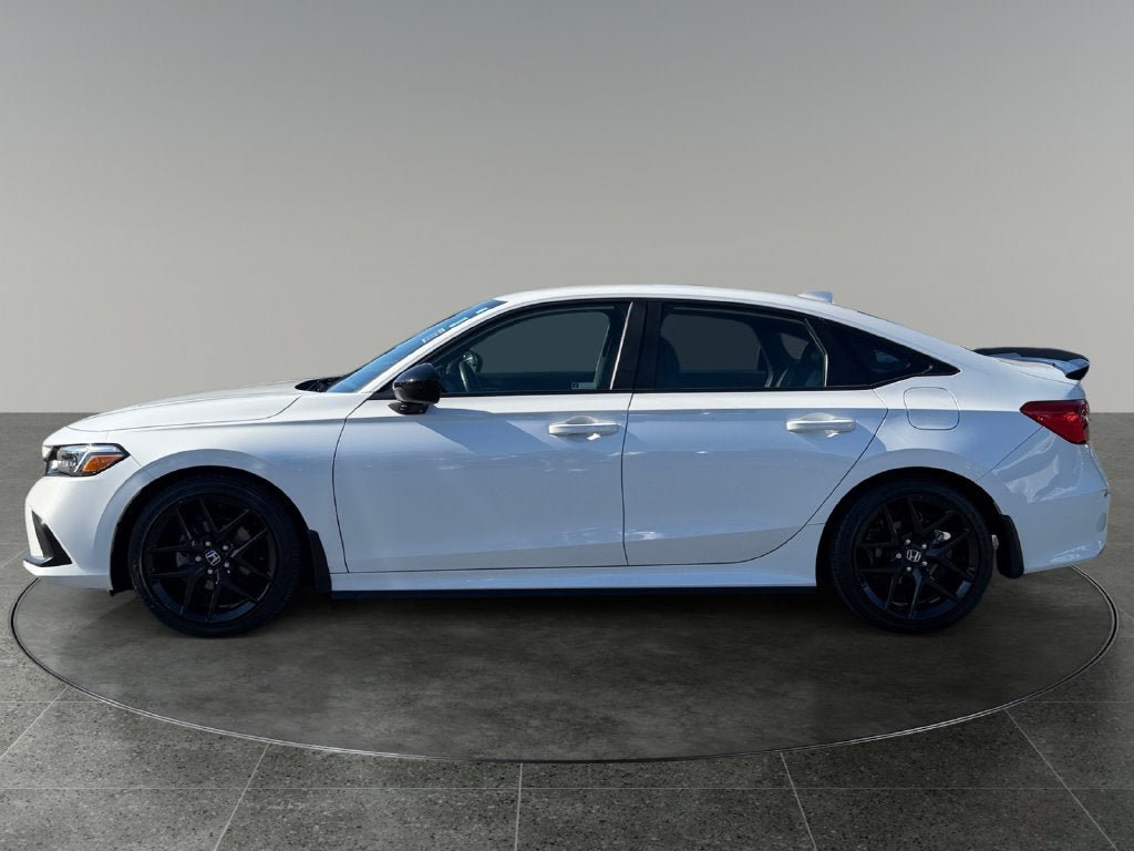 Used 2023 Honda Civic Sport image 5