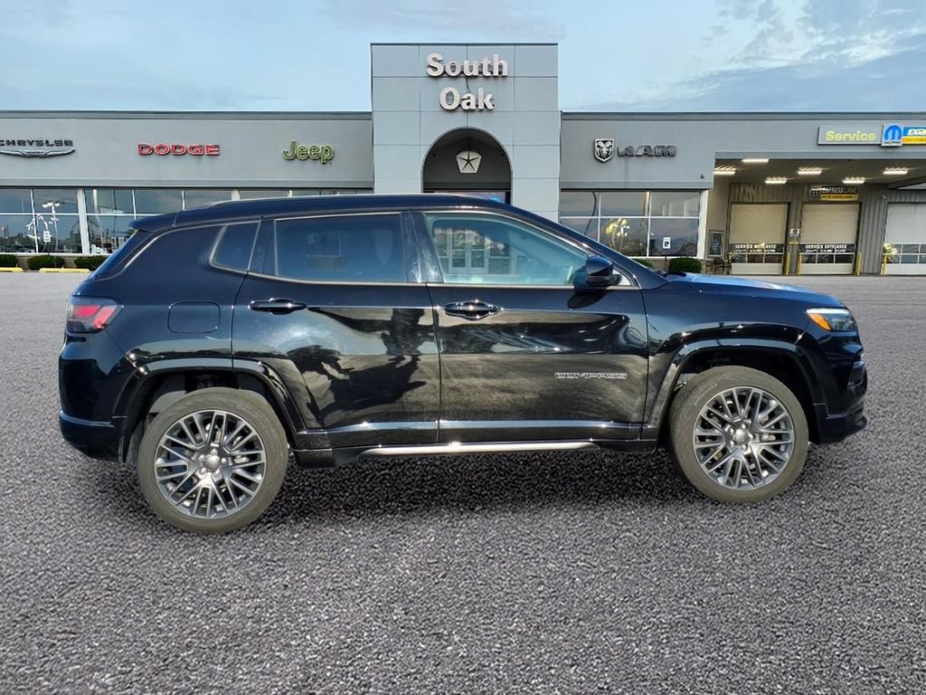 Certified 2023 Jeep Compass High Altitude AWD/4WD image 2