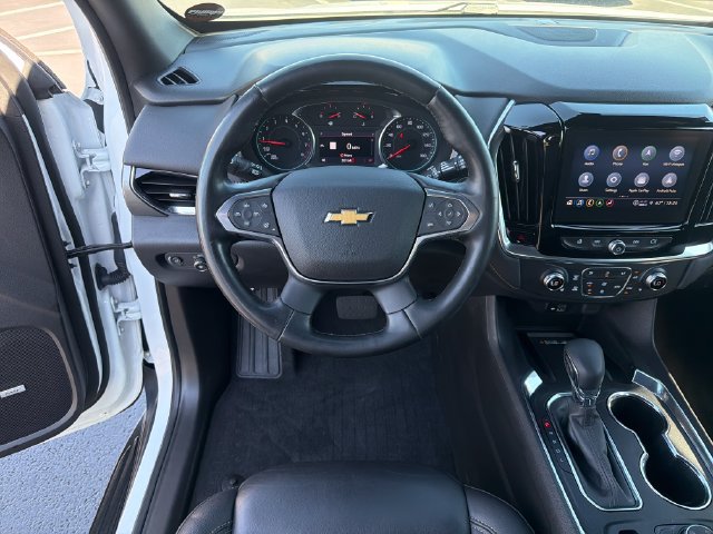 Used 2023 Chevrolet Traverse LT w/ LT Premium Package AWD/4WD image 15
