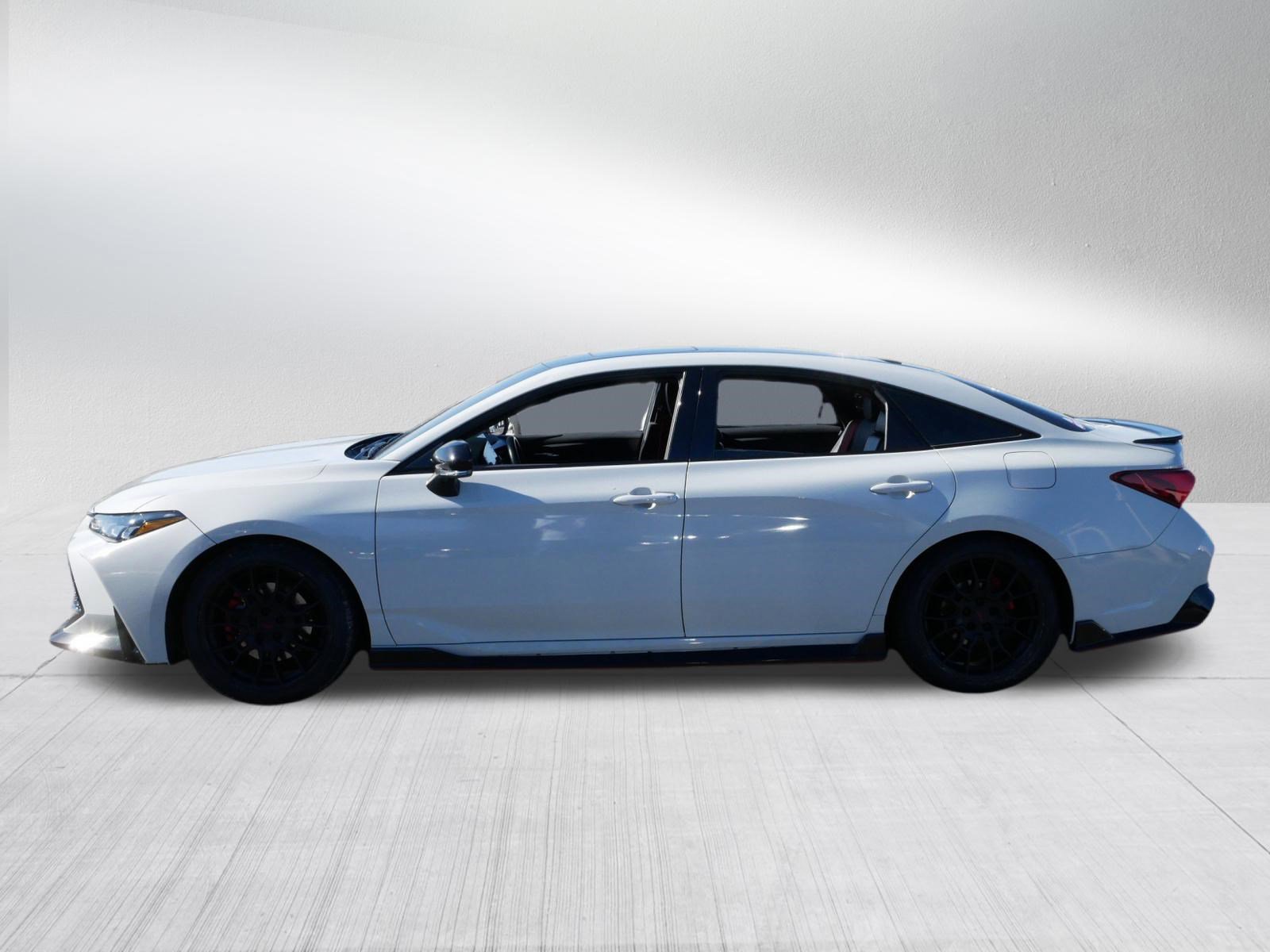 Used 2021 Toyota Avalon TRD image 4