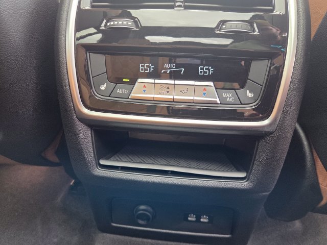 Certified 2025 BMW X7 xDrive40i w/ Executive Package AWD/4WD image 31