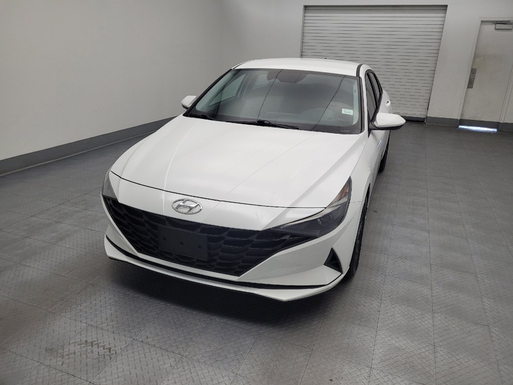 Used 2021 Hyundai Elantra SEL FWD image 15