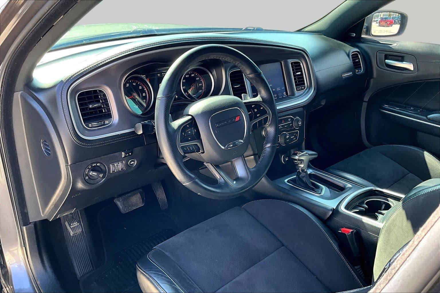 Used 2019 Dodge Charger GT w/ Plus Group RWD image 16