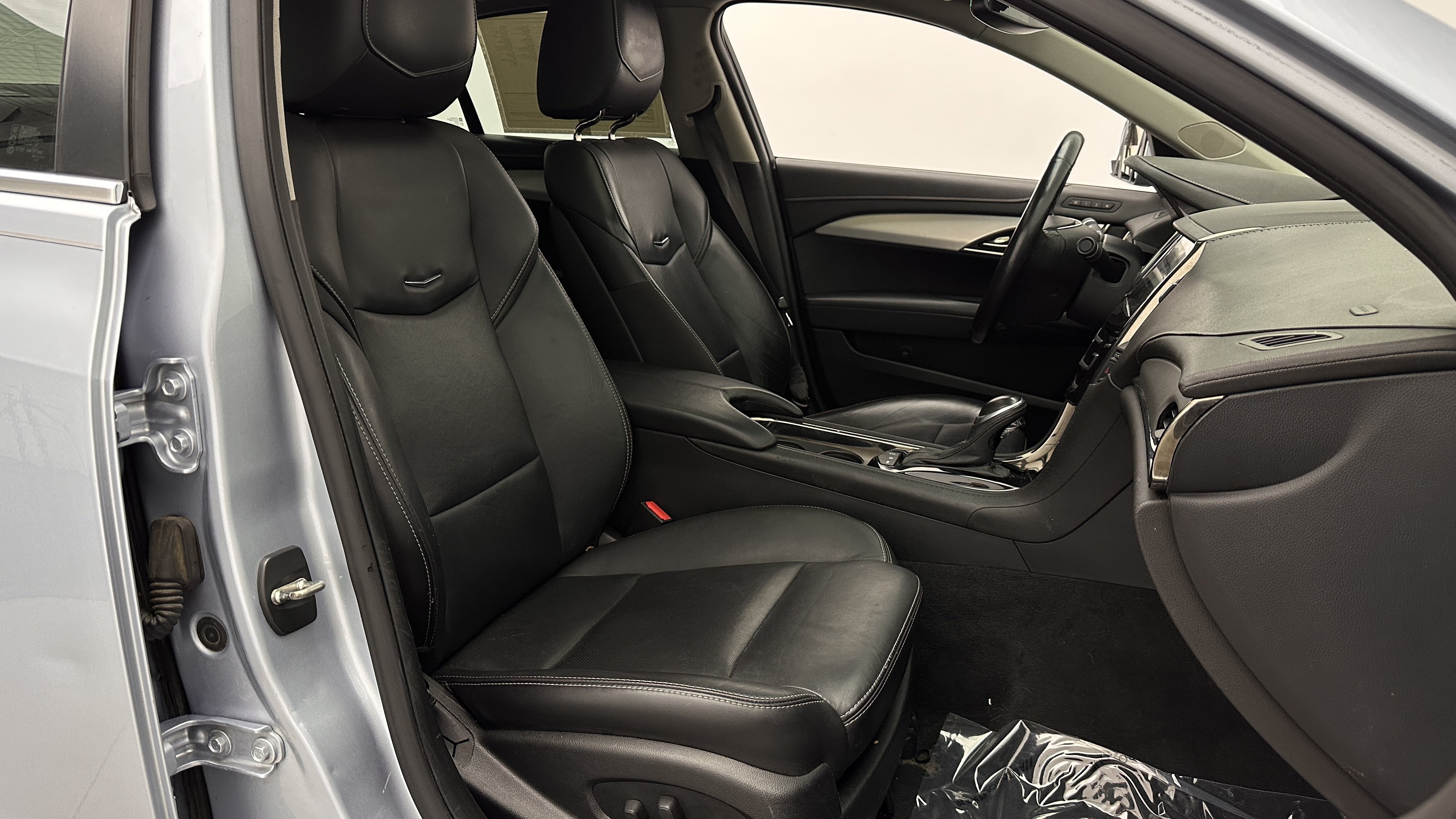 Used 2017 Cadillac ATS Luxury RWD image 34
