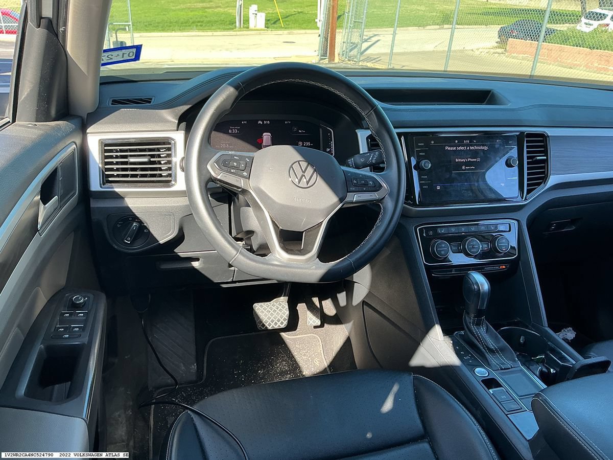 Used 2022 Volkswagen Atlas SE FWD image 11