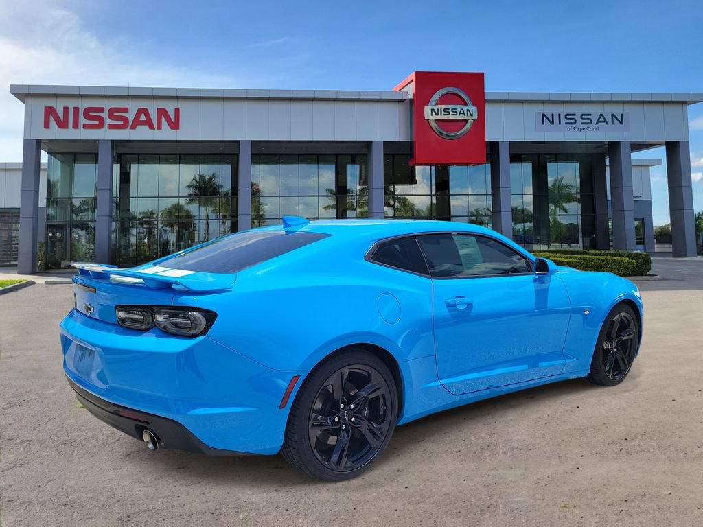 Used 2023 Chevrolet Camaro SS RWD image 2
