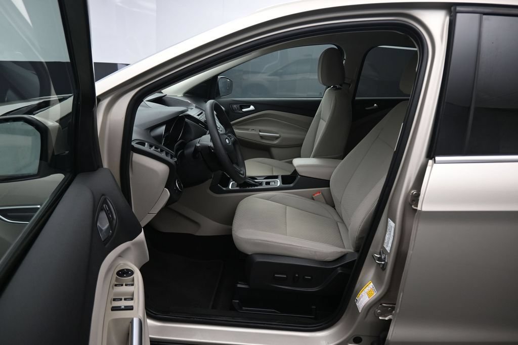 Used 2017 Ford Escape SE AWD/4WD image 11