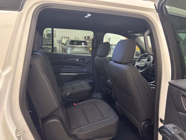 Used 2026 Chevrolet Traverse LT FWD image 14