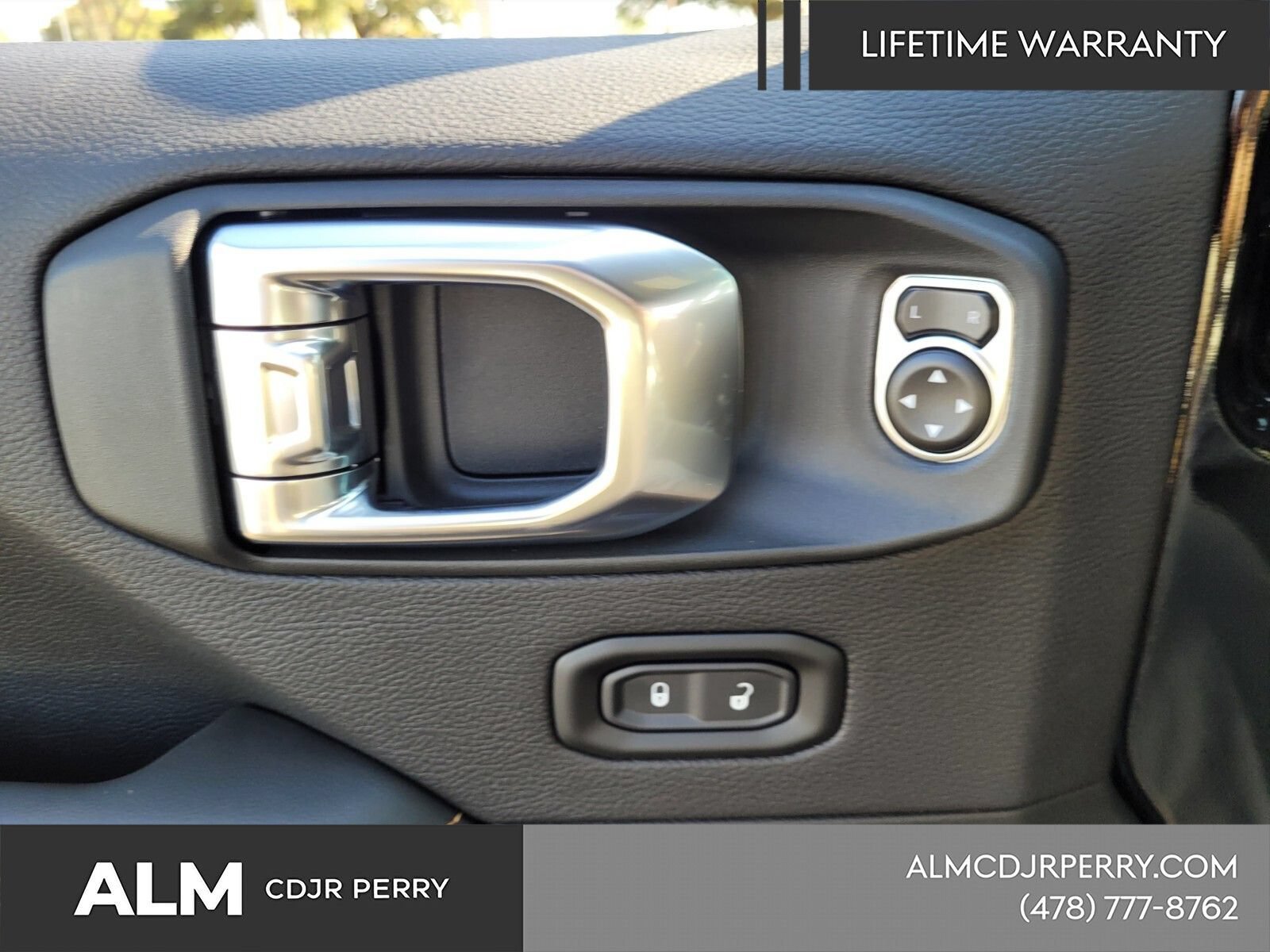 New 2026 Jeep Wrangler Unlimited Sahara AWD/4WD image 24