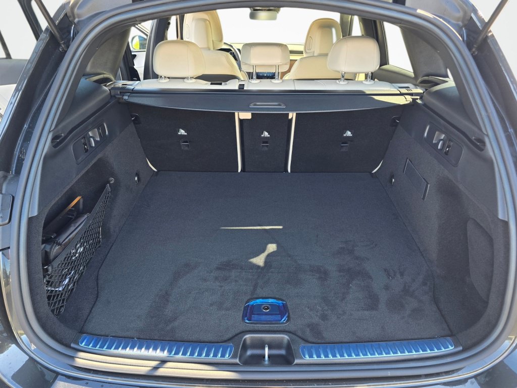 New 2027 Mercedes-Benz GLC 300 4MATIC image 11