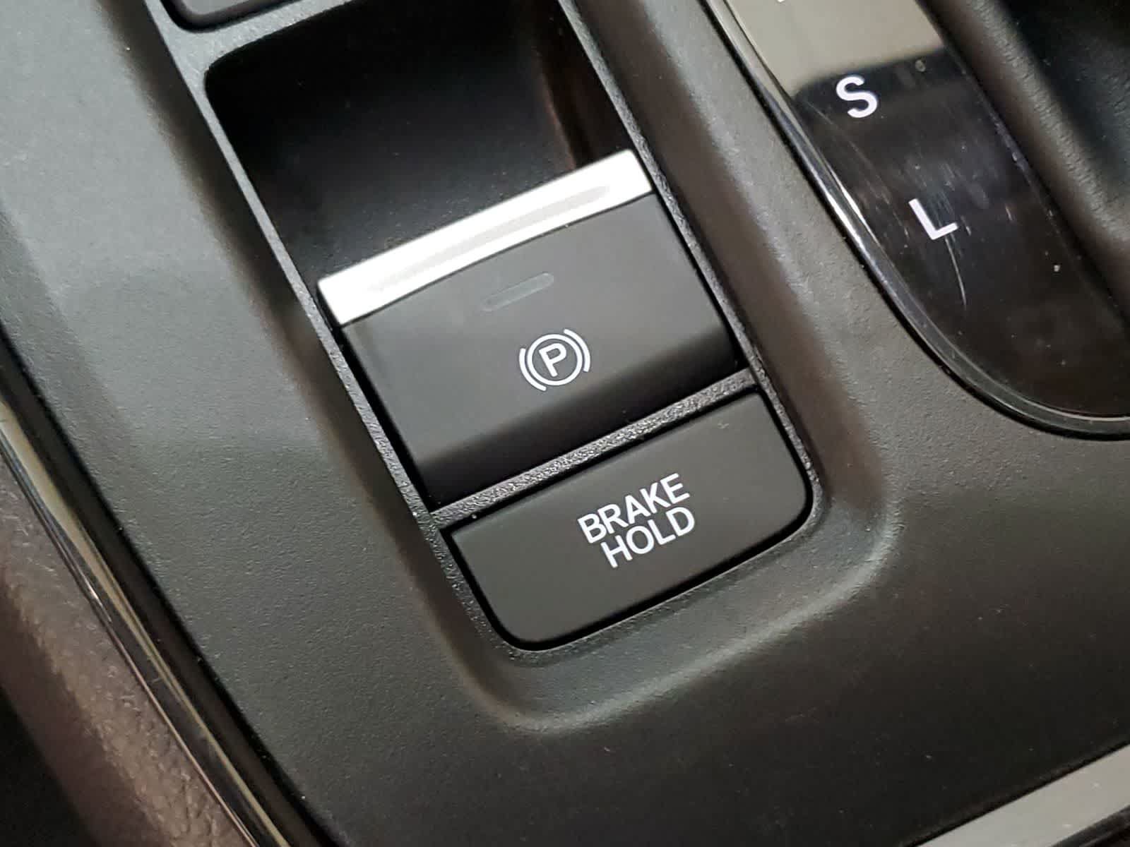 Certified 2025 Honda CR-V EX image 32