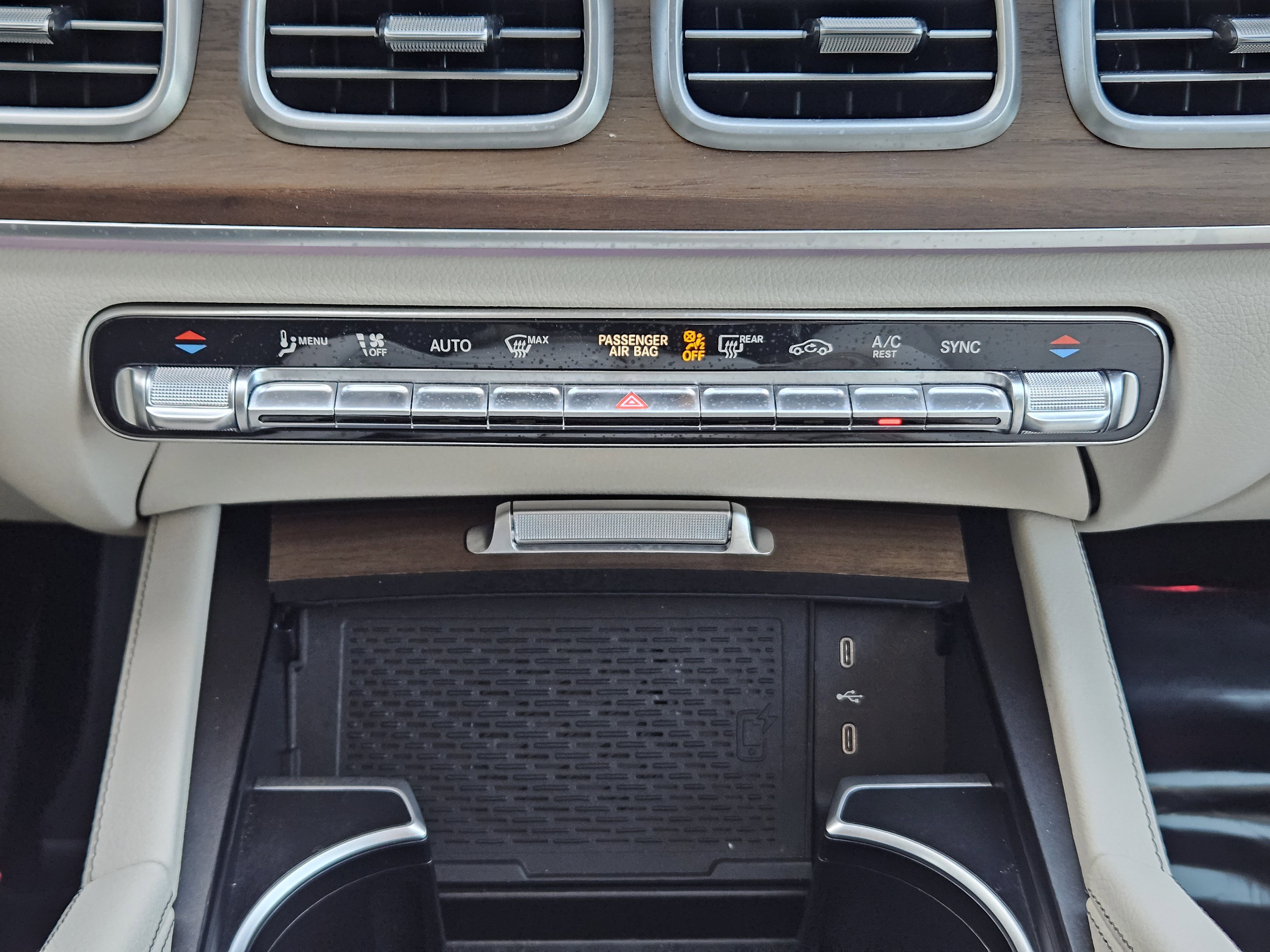 Certified 2025 Mercedes-Benz GLS 450 4MATIC image 19