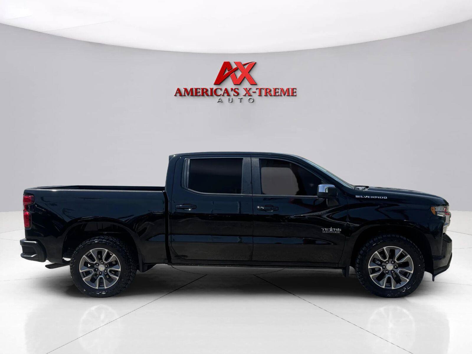 Used 2021 Chevrolet Silverado 1500 LT RWD image 7
