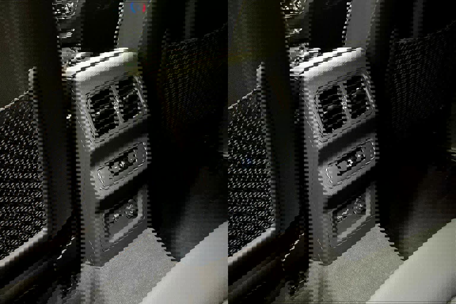 Used 2025 Audi Q5 2.0T Premium w/ Convenience Plus Package image 35