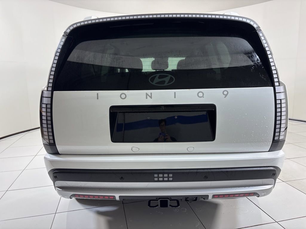 New 2026 Hyundai Ioniq 9 S RWD image 4