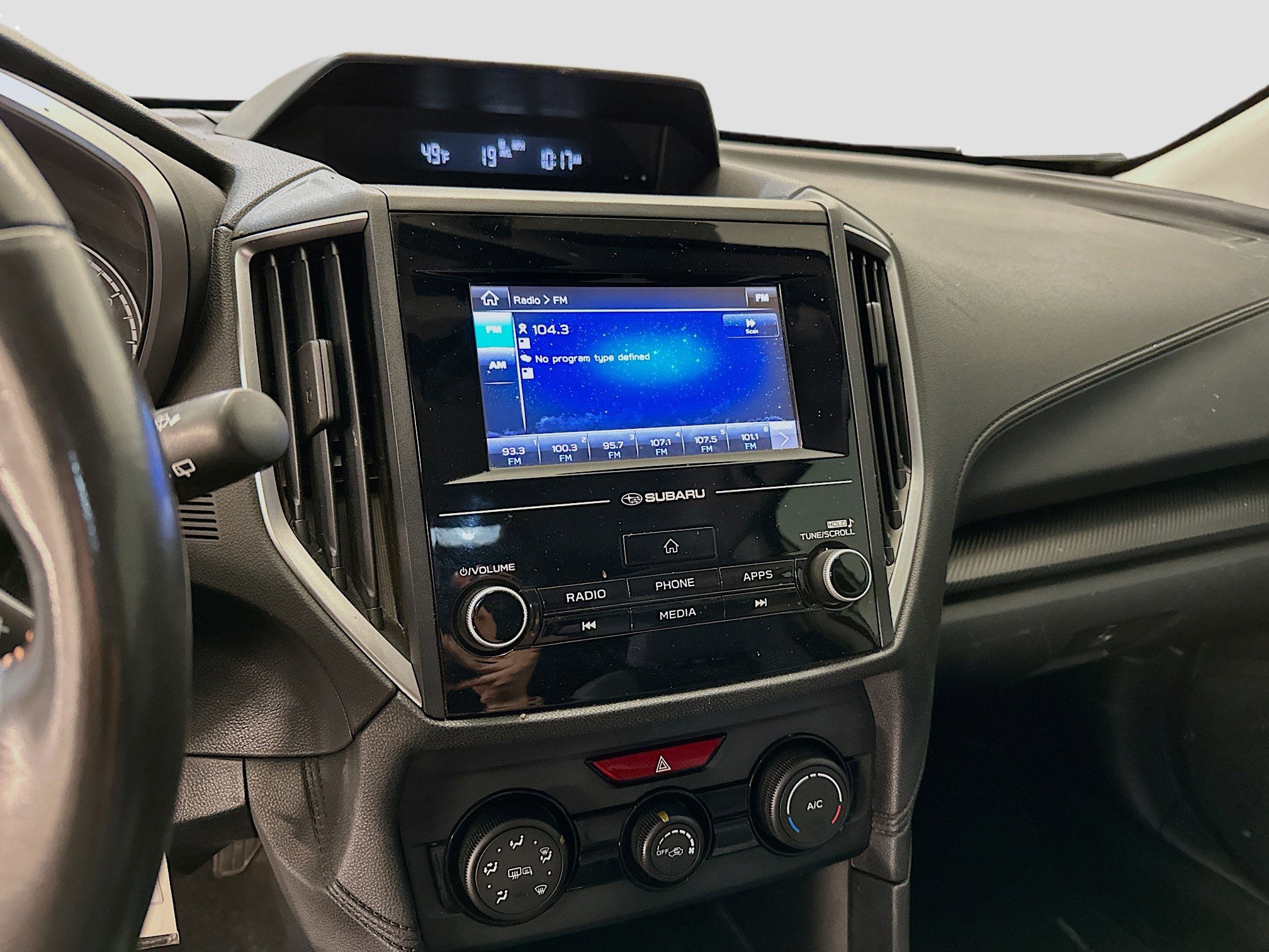 Used 2018 Subaru Crosstrek 2.0i Premium image 25