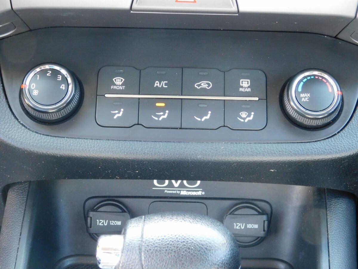 Used 2015 Kia Sportage LX image 16