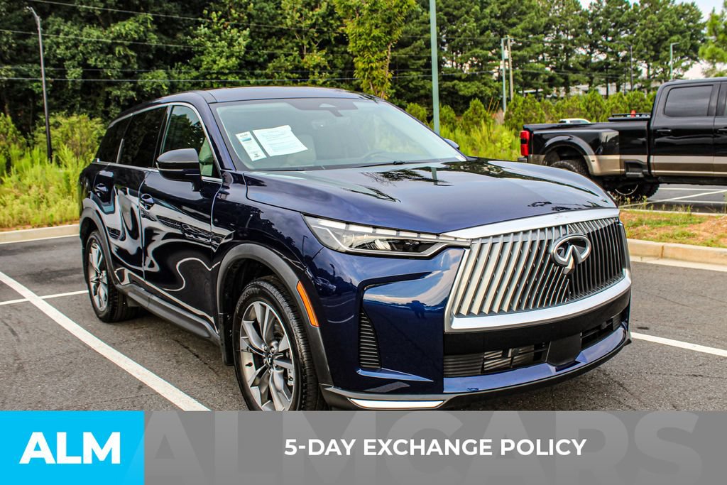 Used 2026 INFINITI QX60 Pure w/ Cargo Package FWD image 3