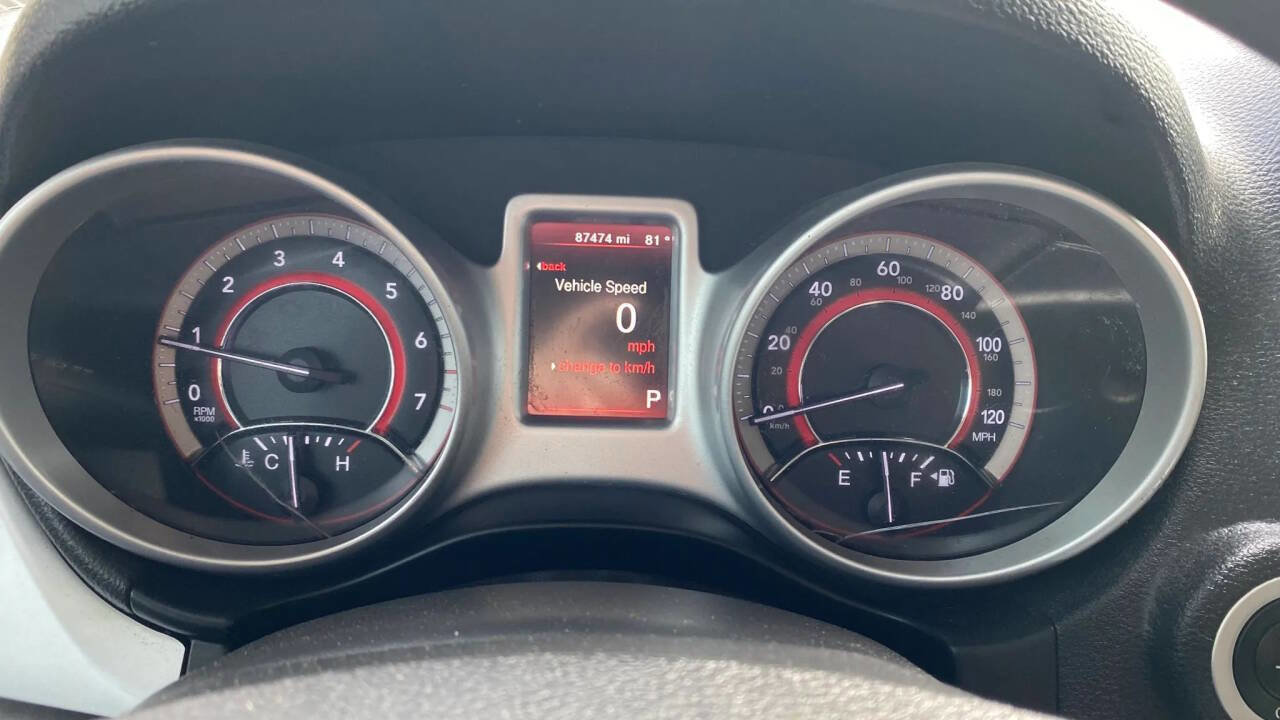 Used 2019 Dodge Journey SE w/ Blacktop Package FWD image 12