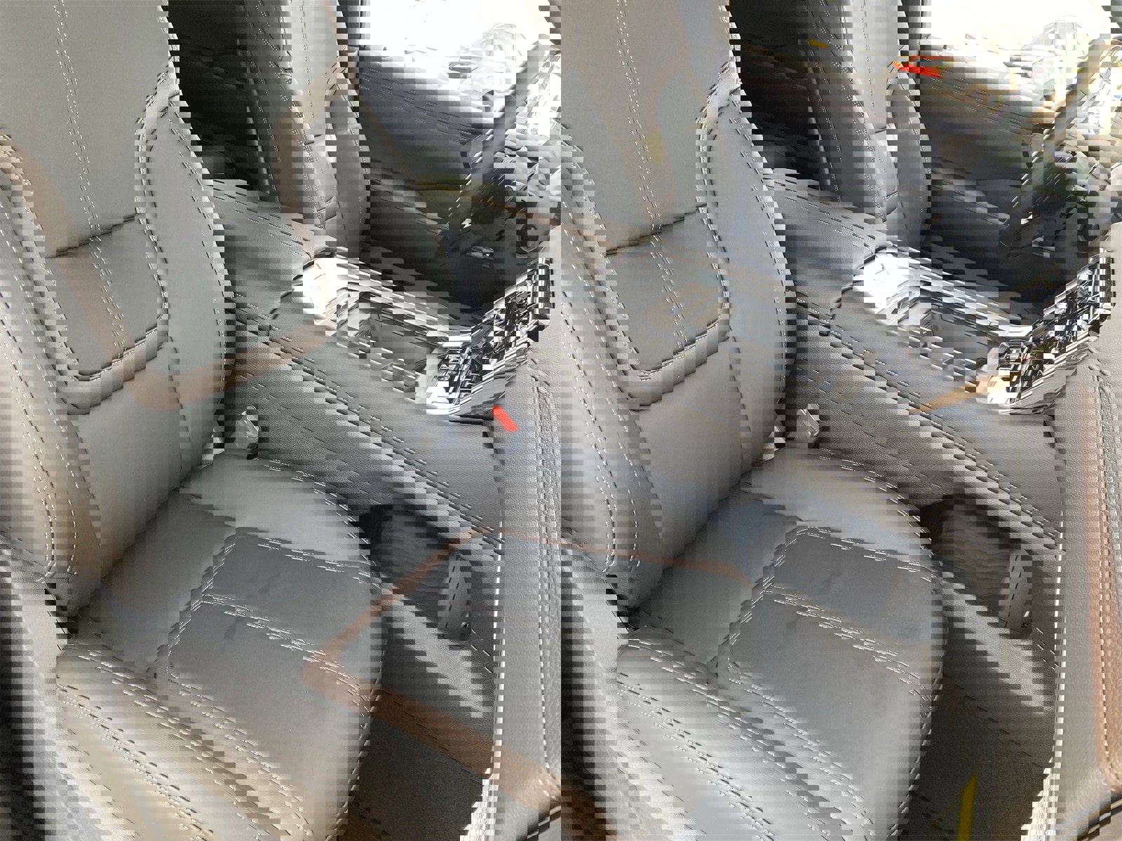 New 2026 Nissan Armada SL image 11